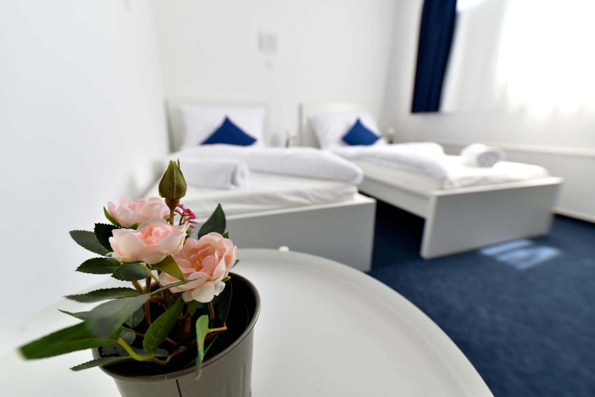 Zama Hotel Zamárdi Extérieur photo