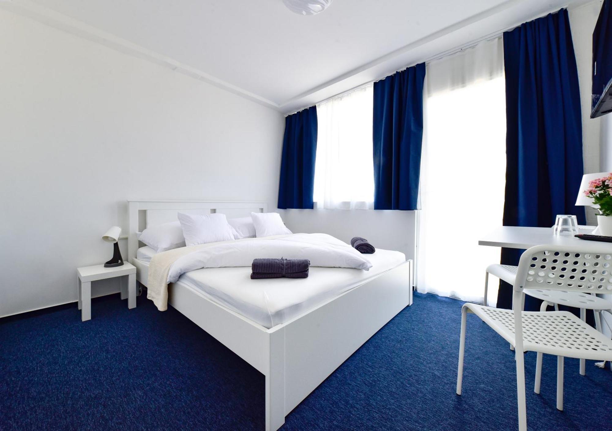 Zama Hotel Zamárdi Extérieur photo